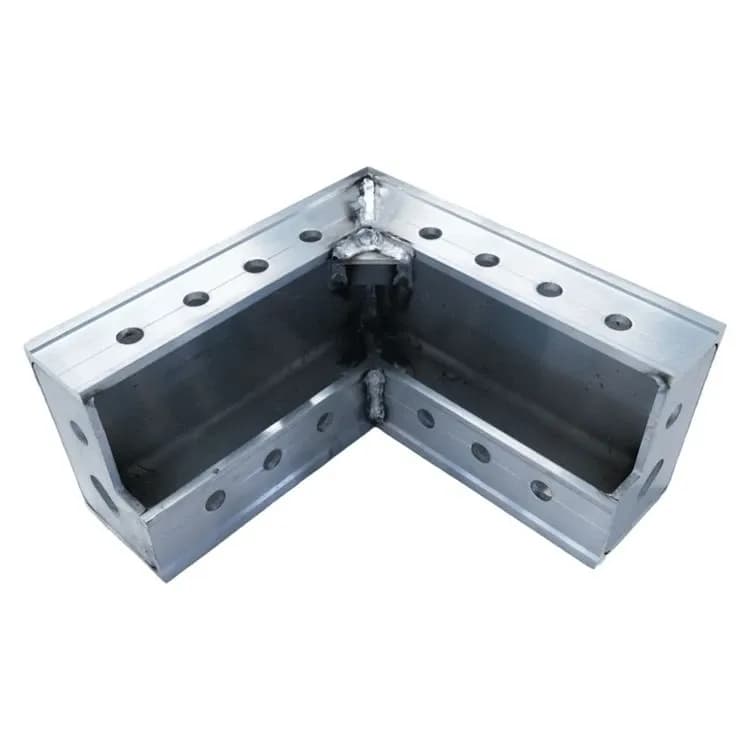 Cốp Pha Nhôm Góc Sàn Chữ C